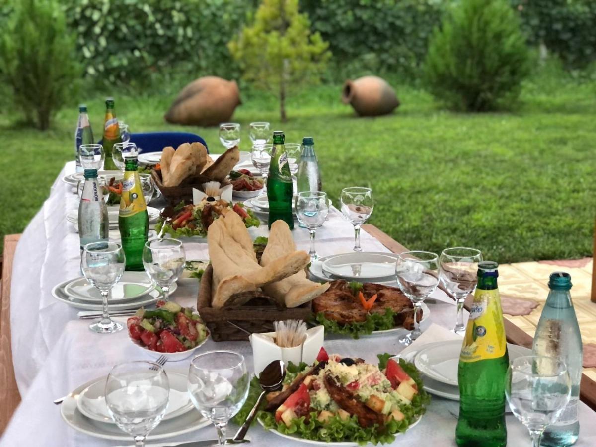 Akhmeta Finca Idoize Camping Hotel מראה חיצוני תמונה